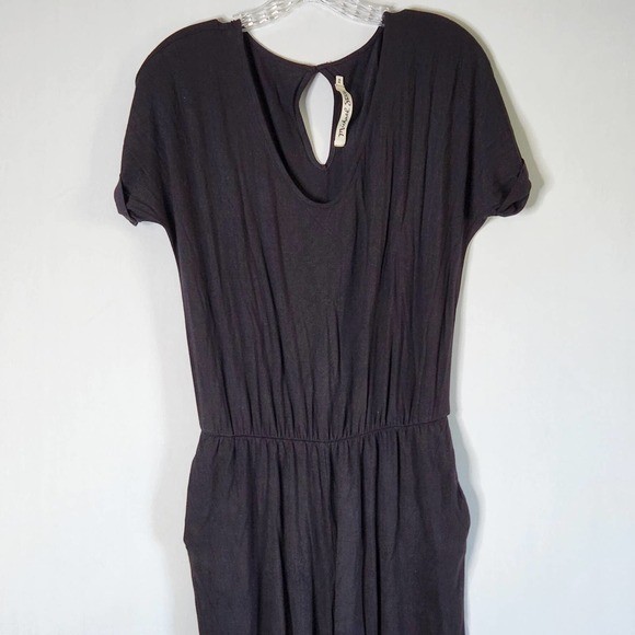 Michael Stars Black Jersey Jumpsuit XS Short Sleeves V Neck Cuffed Elastic Waist - Picture 2 of 9